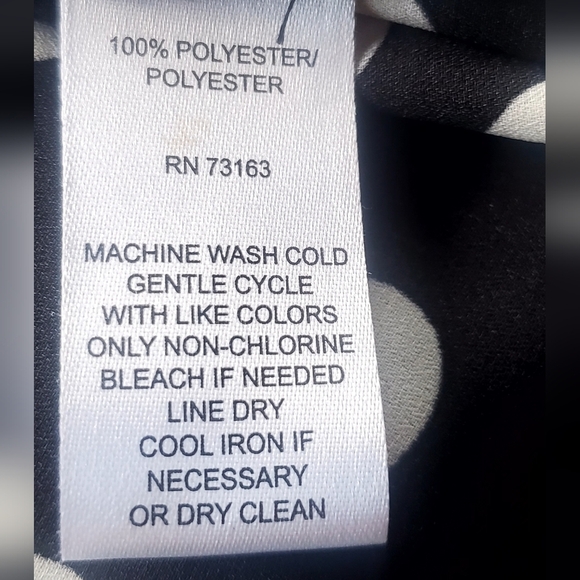 Spense Sleeveless Bk/Wh Polka Dot Blouse Size Small - Picture 6 of 6